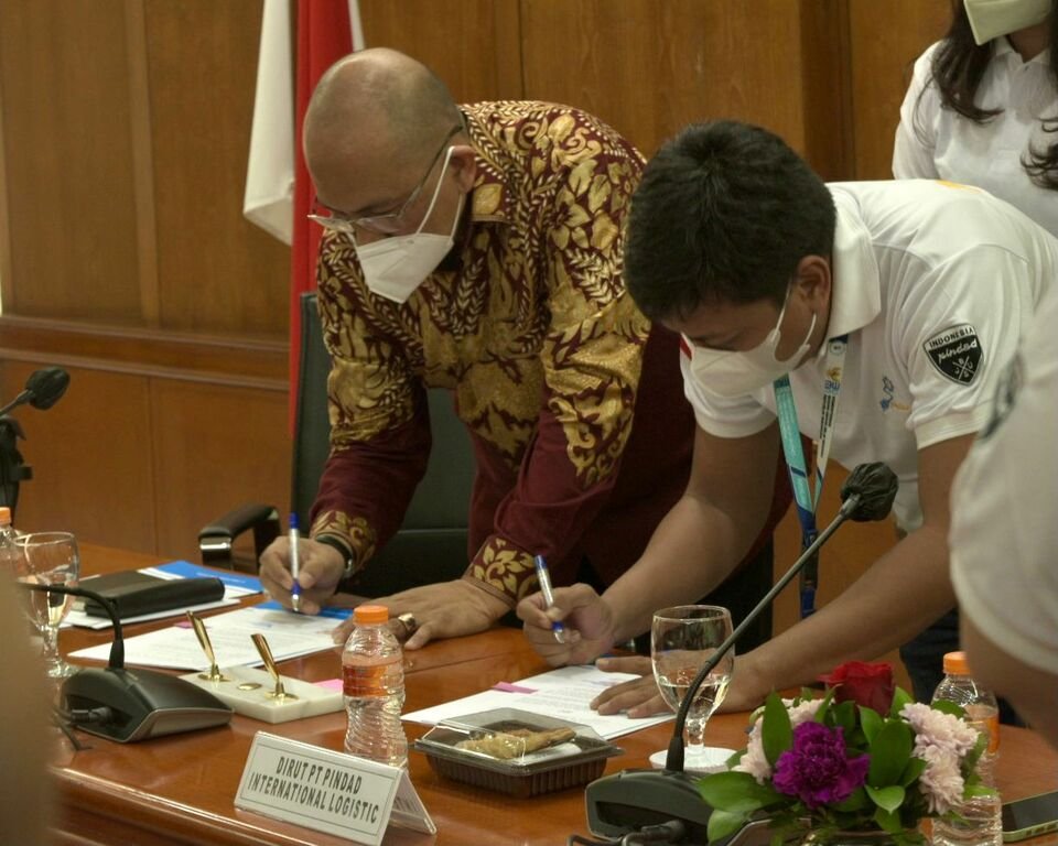 Pindad International Logistic dan PT Pura Barutama Jalin Kerja Sama